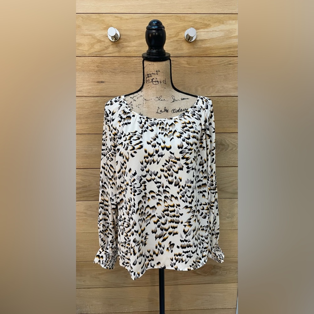 CAbi Round Trip Blouse.  Size M.